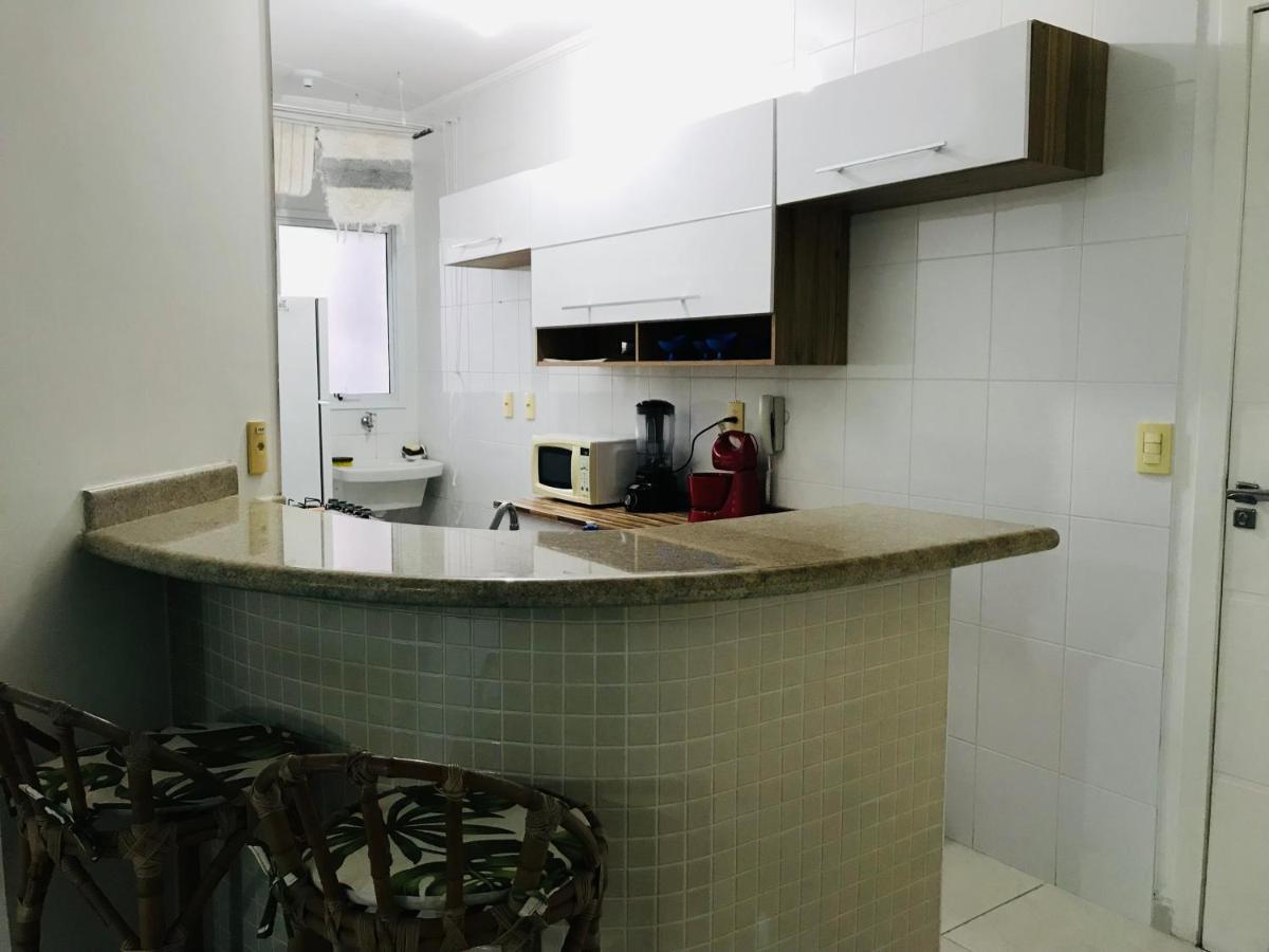 Apartamento pé na areia frente para o Mar e piscina na Prainha Caraguatatuba Extérieur photo