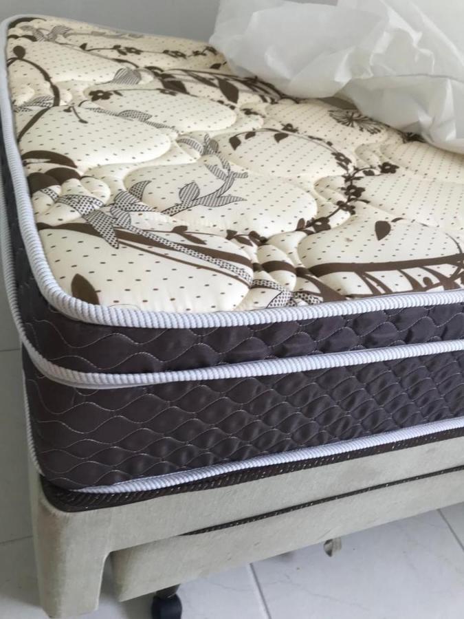 Apartamento pé na areia frente para o Mar e piscina na Prainha Caraguatatuba Extérieur photo